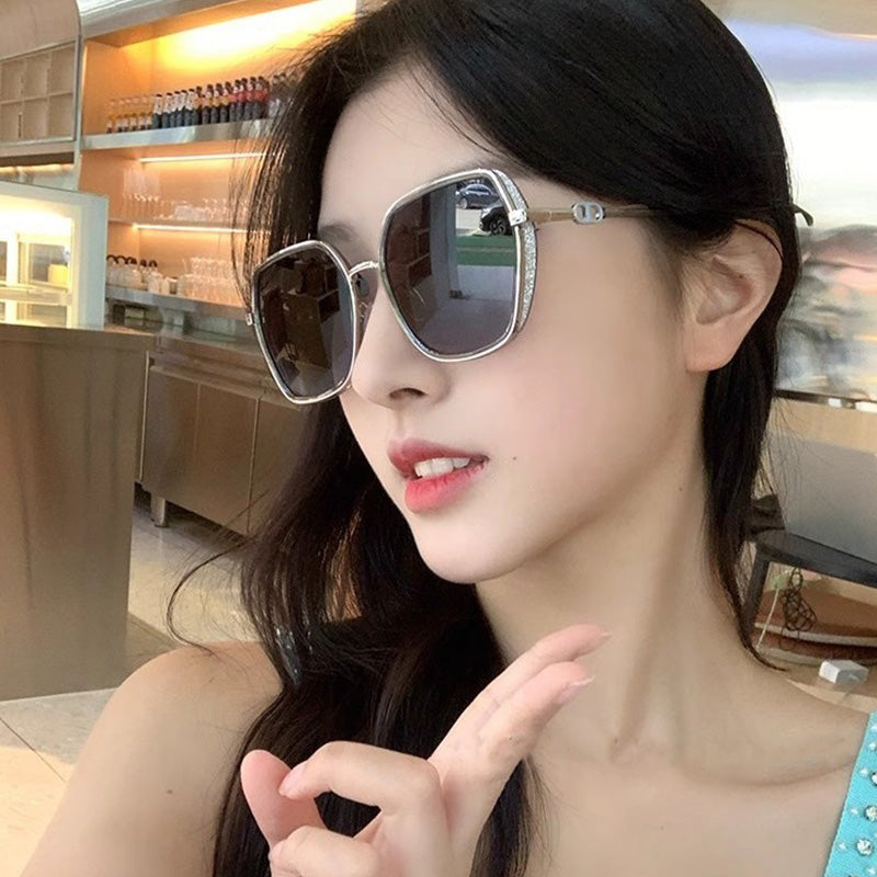 🌞UV Protection Large Frame Thin Polarized Sunglasses🕶️