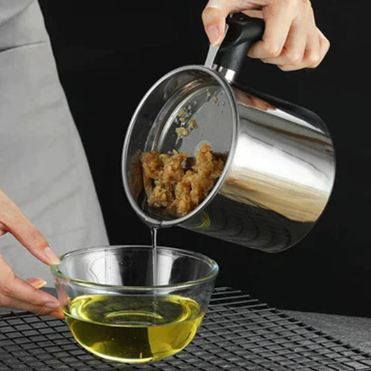 🍳 LIMITED-TIME 50% OFF! ✨ 304 Stainless Steel Oil Keeper with Filter – Food-Grade, Fine Mesh, Drip-Proof 🛡️